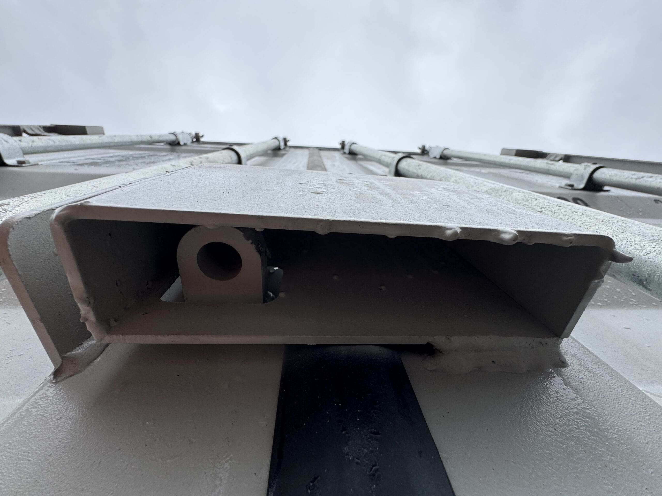 40ft New High Cube Shipping Container – Wind & Watertight – Lt Gray — 40ft — new (image 5 of 12)