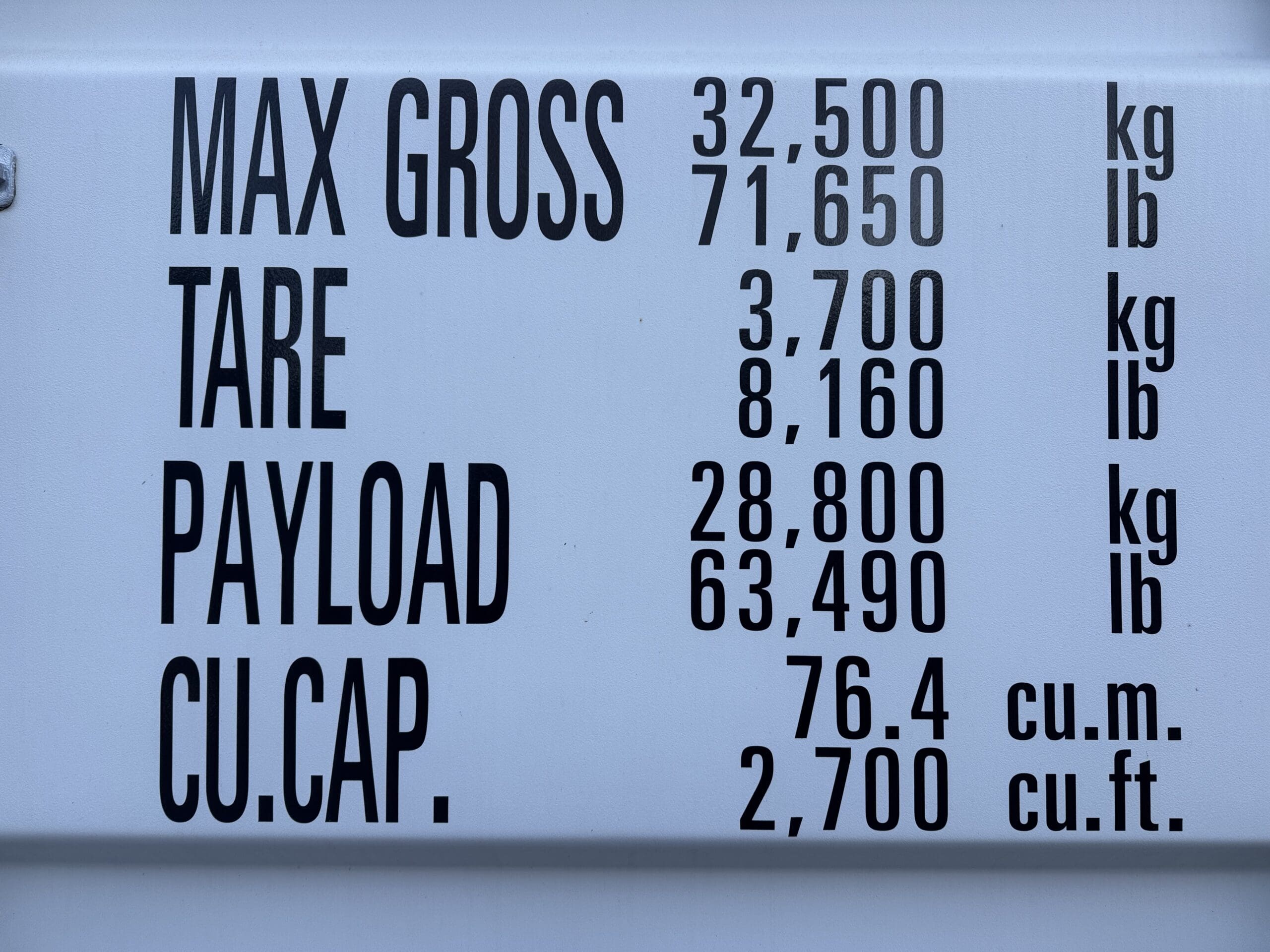40ft New High Cube Shipping Container – Wind & Watertight – Gray — 40ft — new (image 4 of 12)