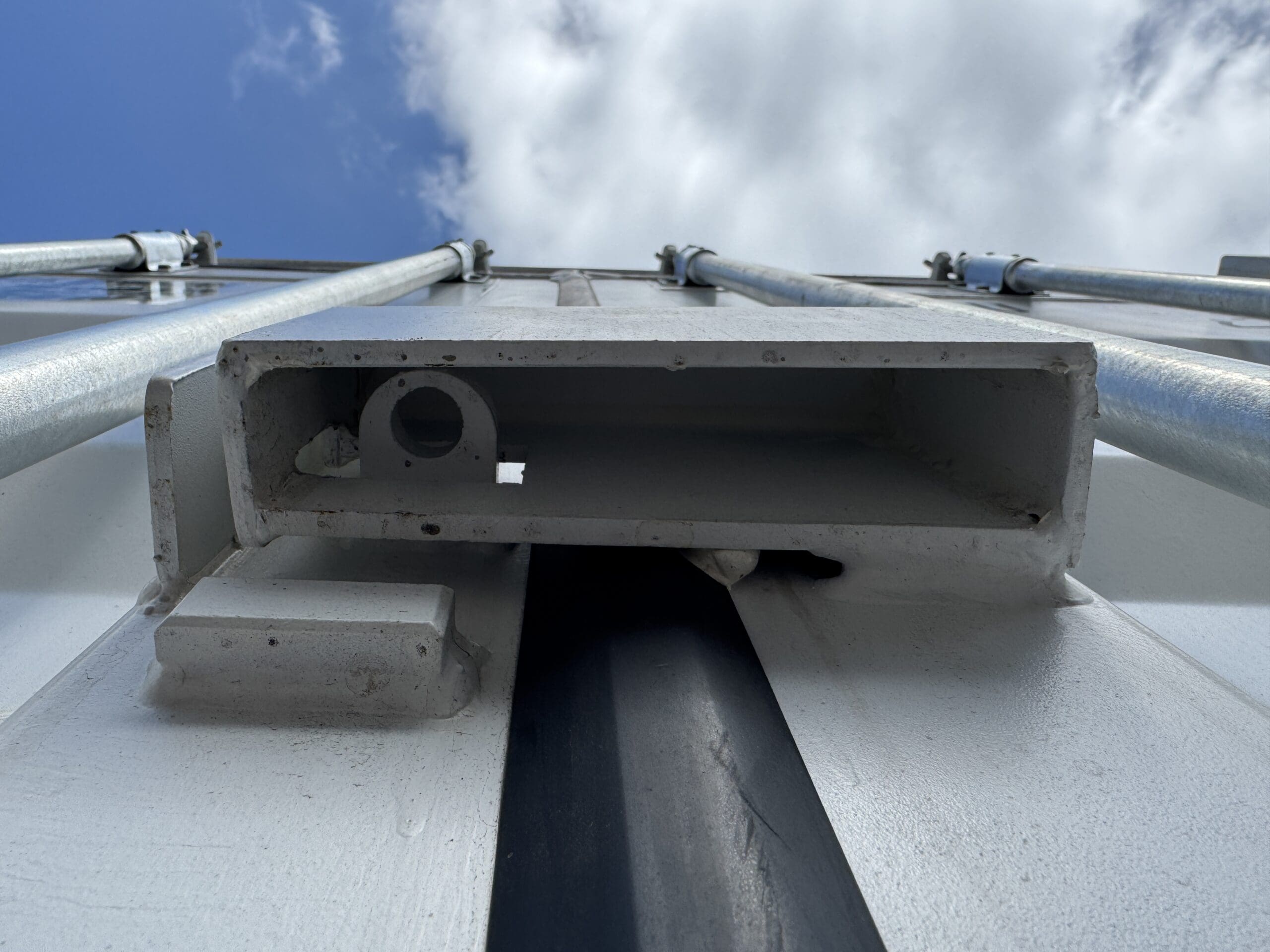 20ft New Shipping Container – Wind & Watertight – White — 20ft — new (image 6 of 12)