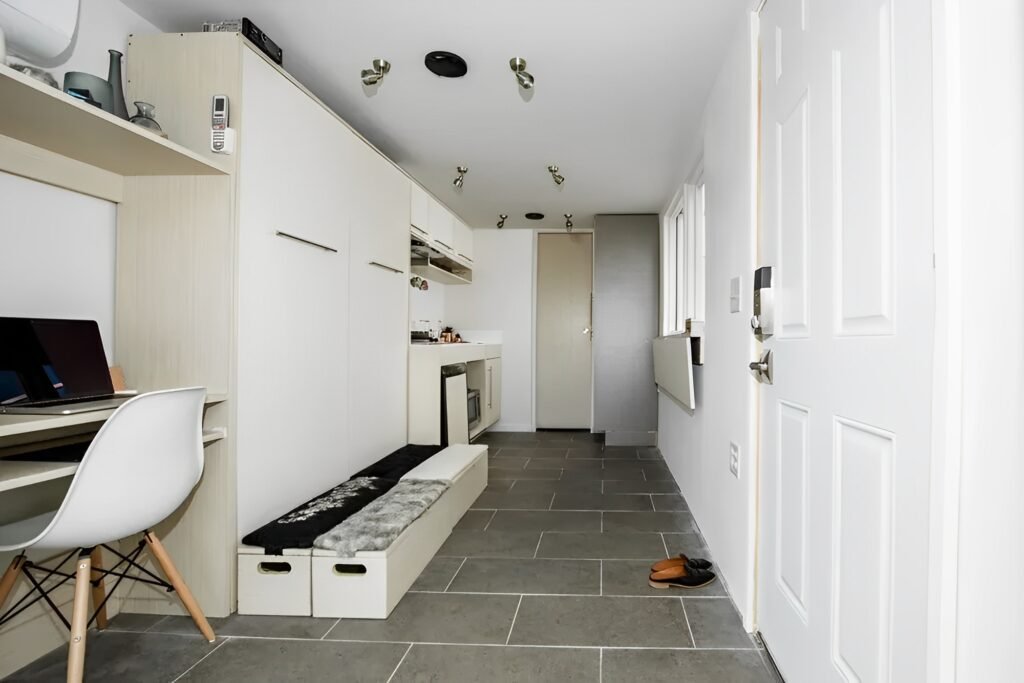 Fully Equipped 20ft Shipping Container Home — 20ft — new (image 5 of 9)