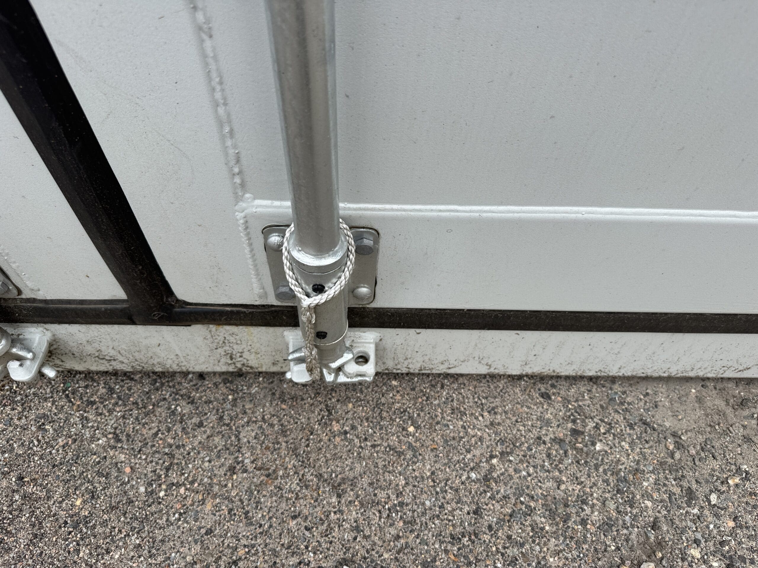 20ft New Shipping Container – Wind & Watertight – Gray — 20ft — new (image 7 of 12)