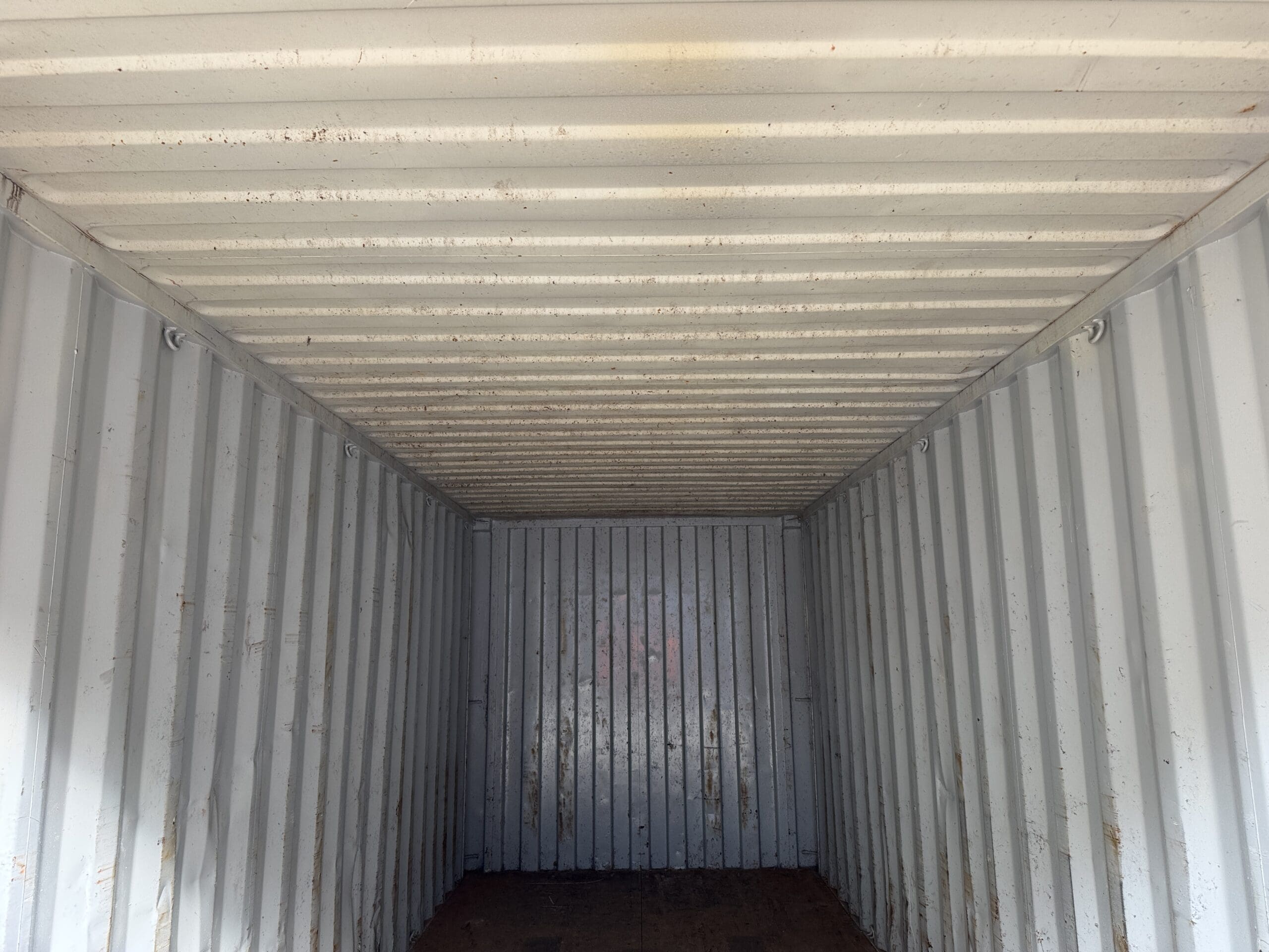 20ft Used Shipping Container – Wind & Watertight – Red — 20ft — used (image 9 of 12)
