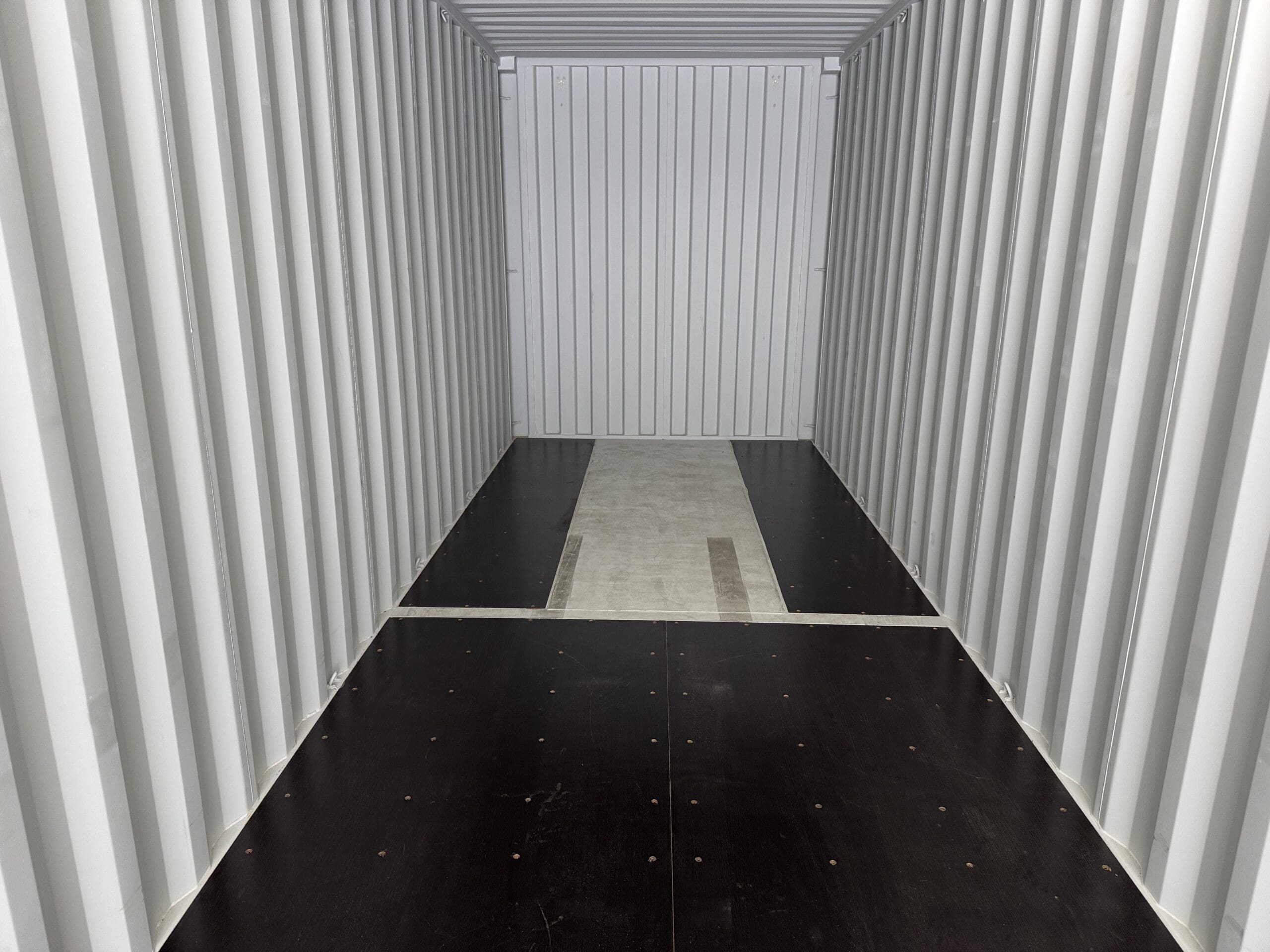 40ft New High Cube Shipping Container – Wind & Watertight – Gray — 40ft — new (image 5 of 12)