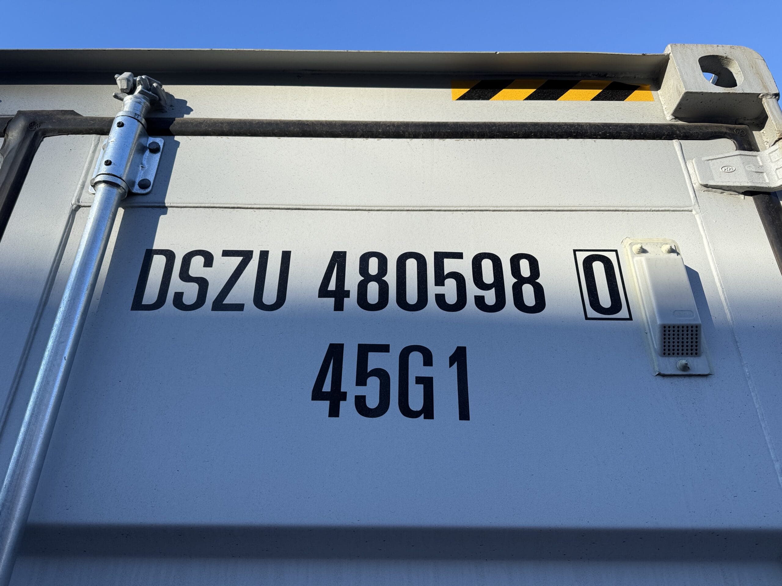 40ft New High Cube Shipping Container – Wind & Watertight – Lt Gray — 40ft — new (image 2 of 12)