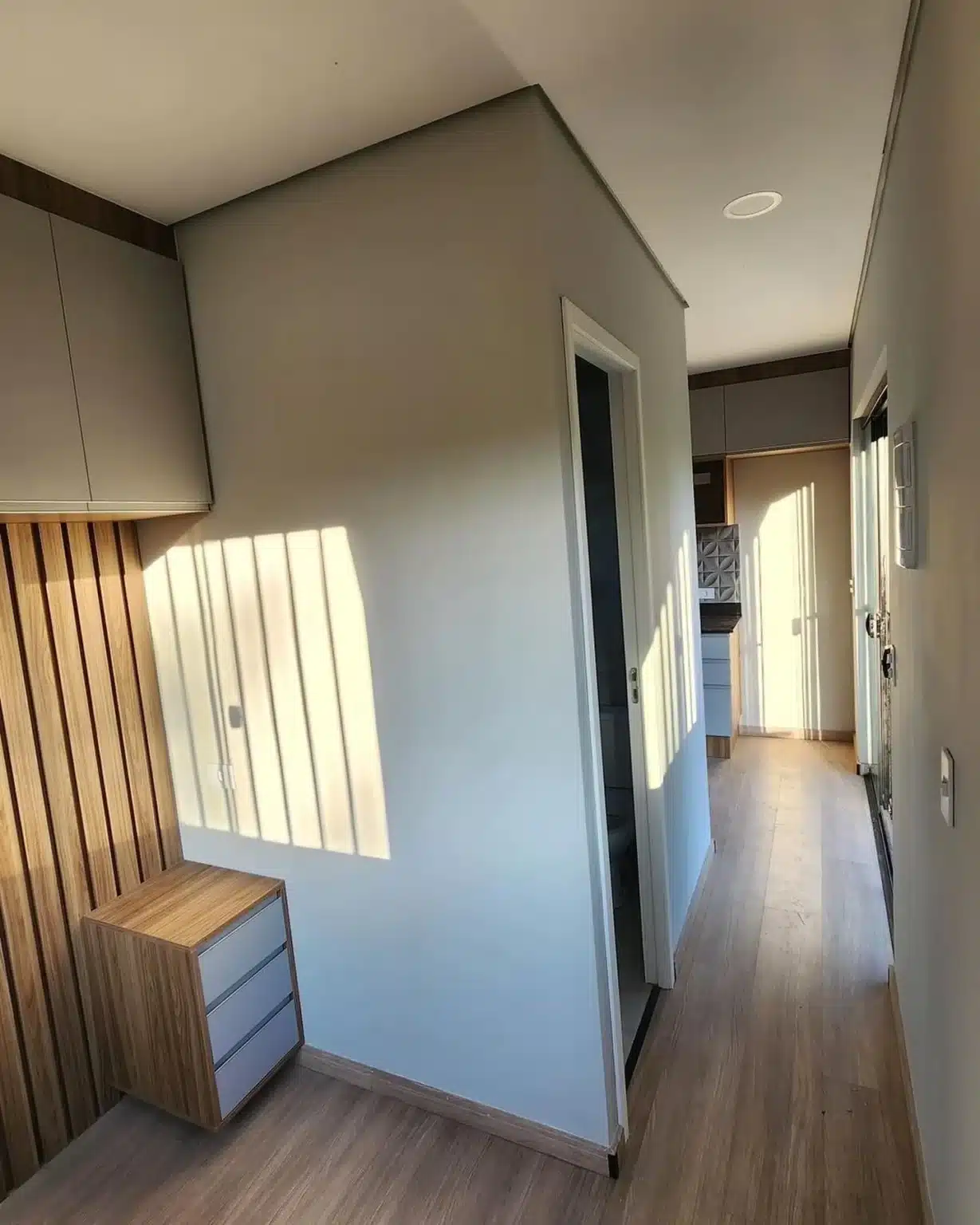 Custom 20ft Shipping Container Home With Water Tank — 20ft — new (image 4 of 5)