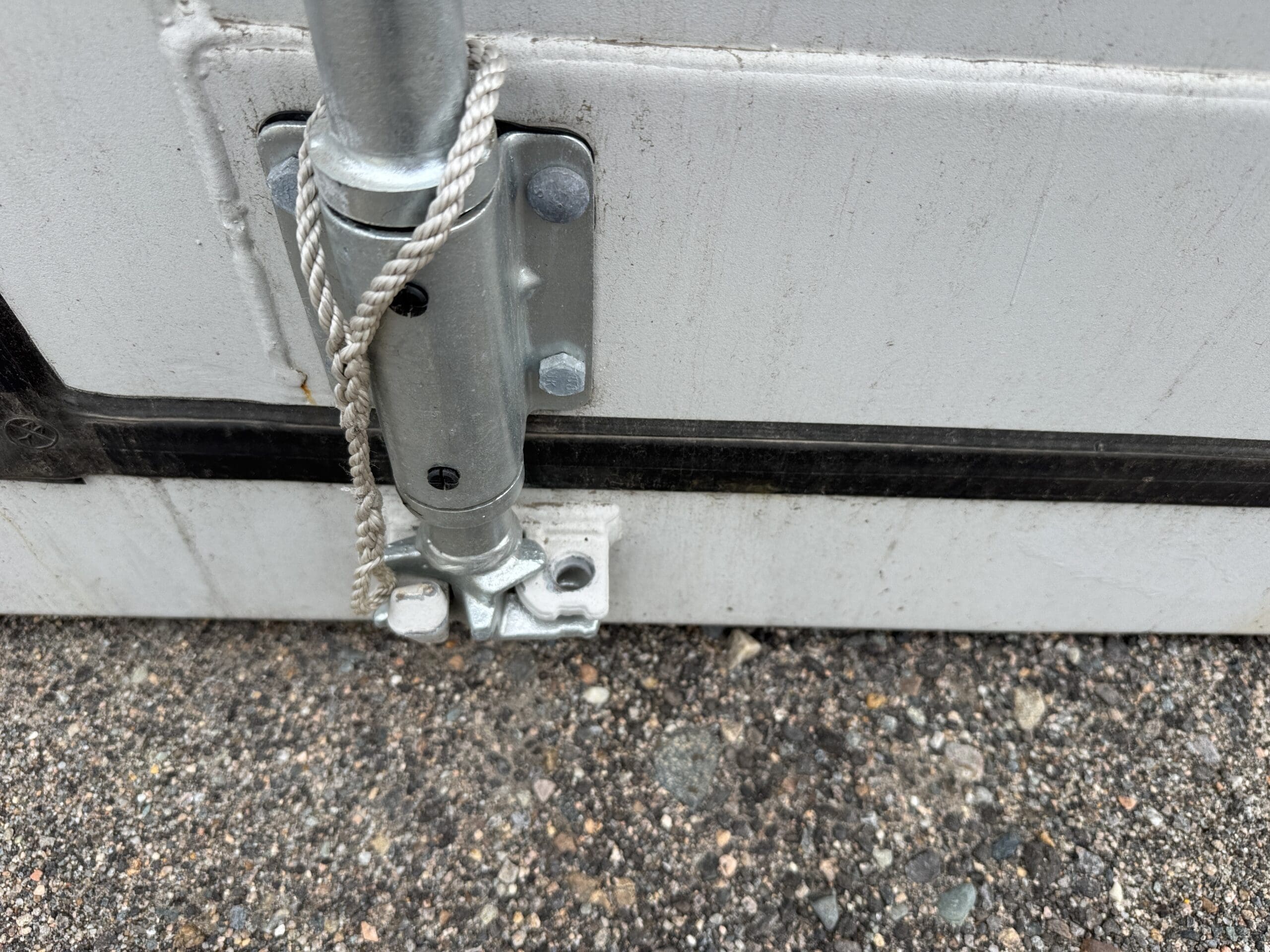 20ft New Shipping Container – Wind & Watertight – Gray — 20ft — new (image 7 of 12)