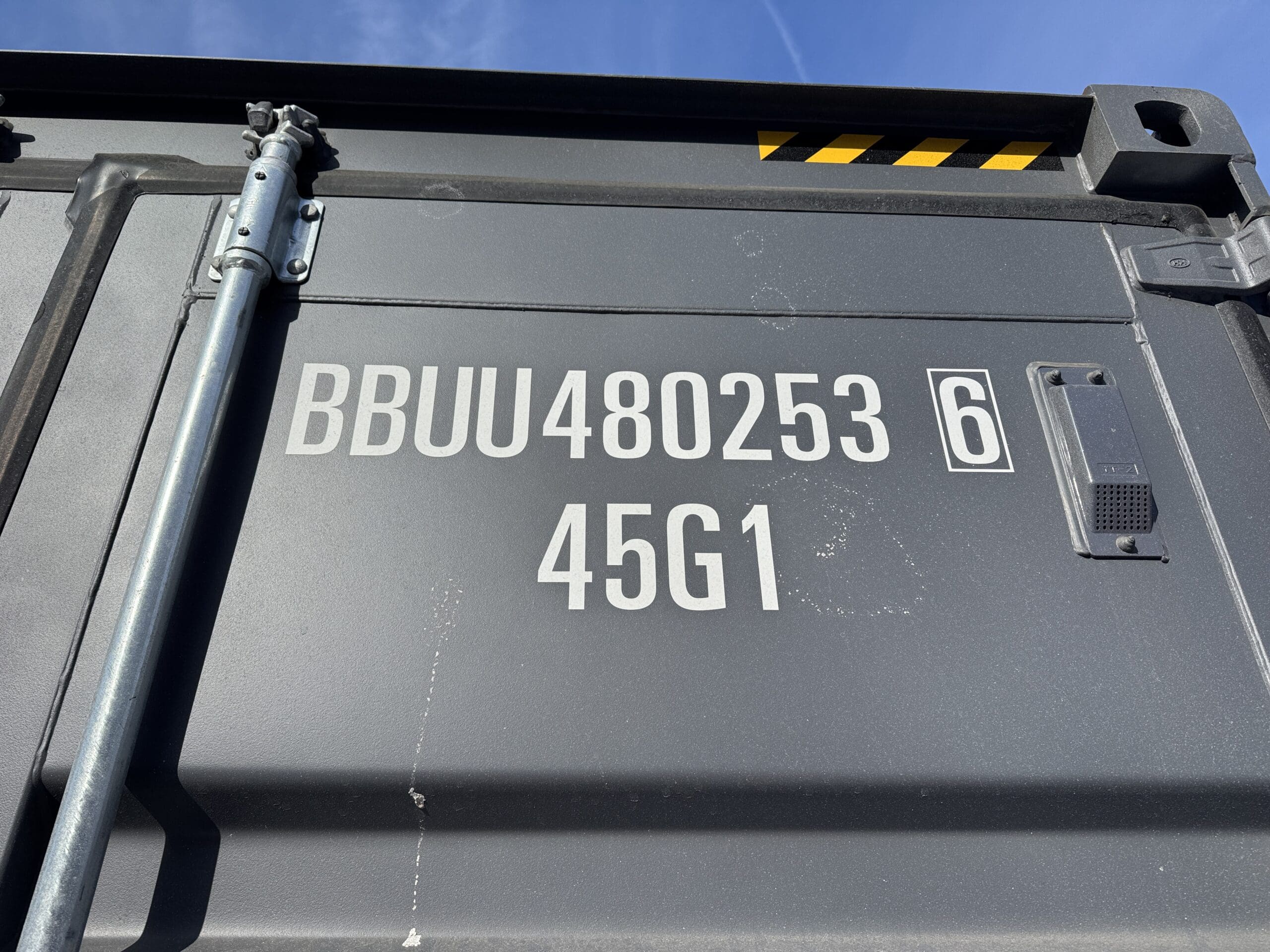 40ft New High Cube Shipping Container – Wind & Watertight – Gray — 40ft — new (image 2 of 12)