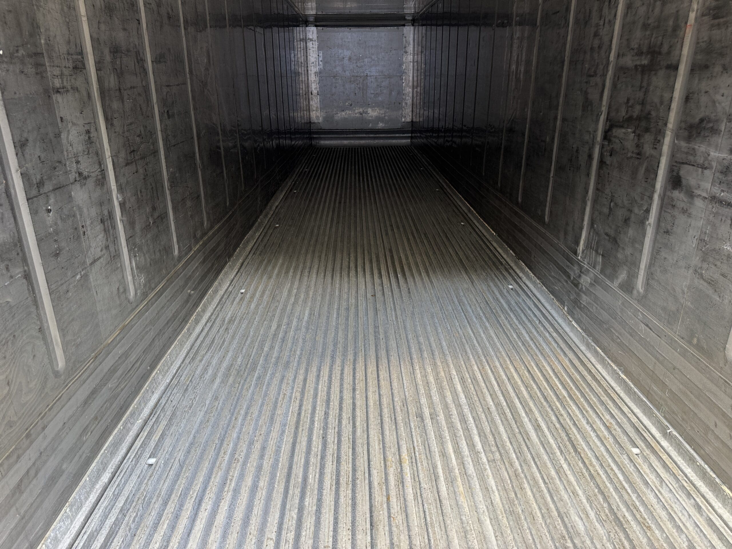 40ft As-Is High Cube Shipping Container – Wind & Watertight – White — 40ft — as_is (image 8 of 12)