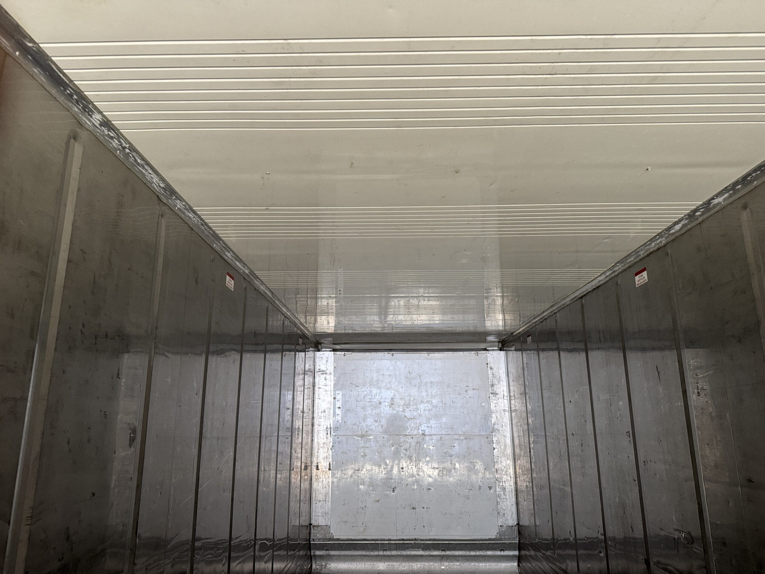 40ft As-Is High Cube Shipping Container – Wind & Watertight – White — 40ft — as_is (image 5 of 12)