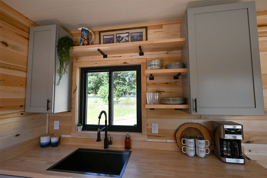 40FT Augustine Luxury Container Home with Kitchen, Bathroom & Garage | Ready to Ship | Free USA Delivery — 40ft — new (image 9 of 15)