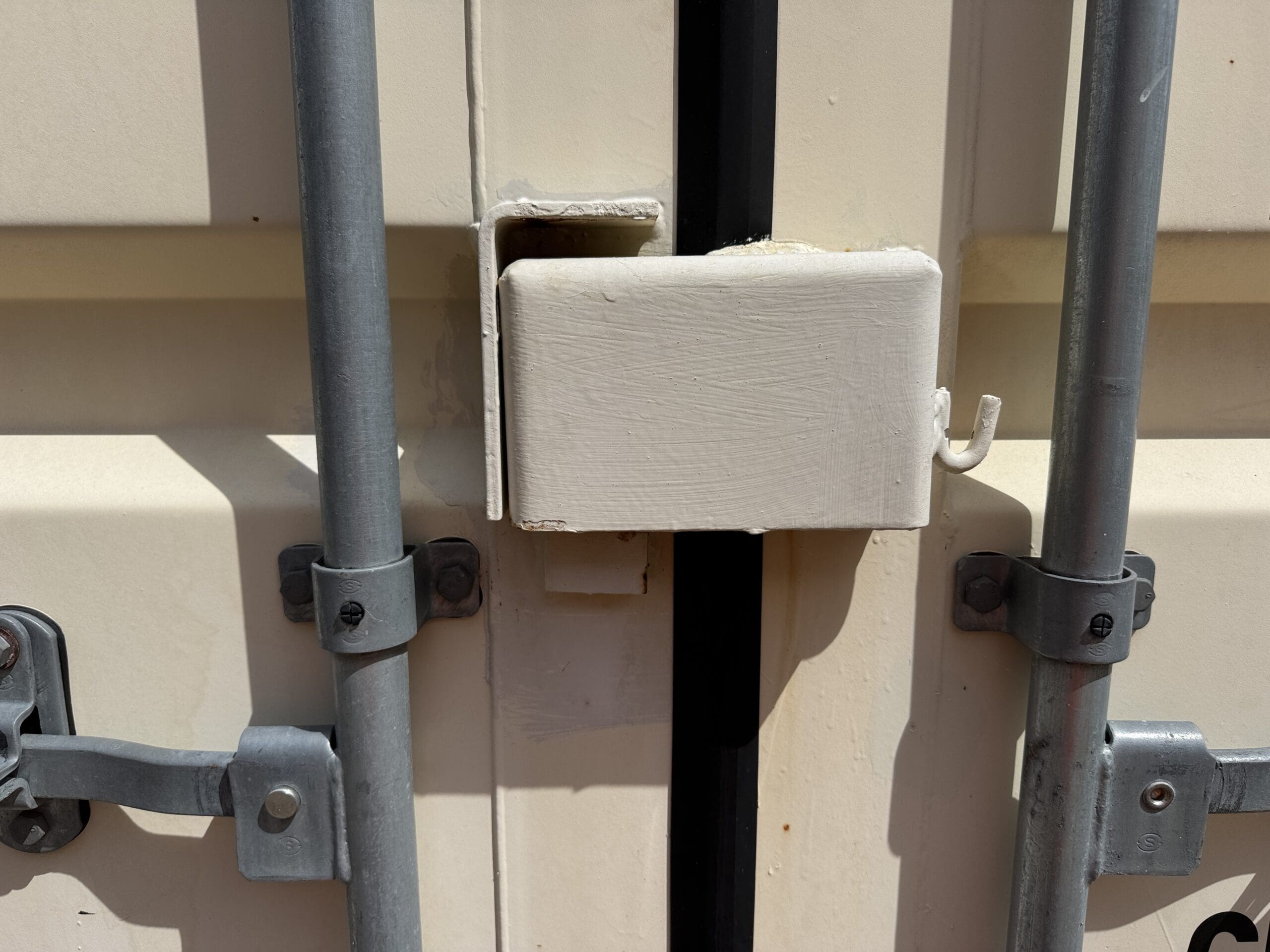 20ft Used Shipping Container – Wind & Watertight – Beige — 20ft — used (image 5 of 12)
