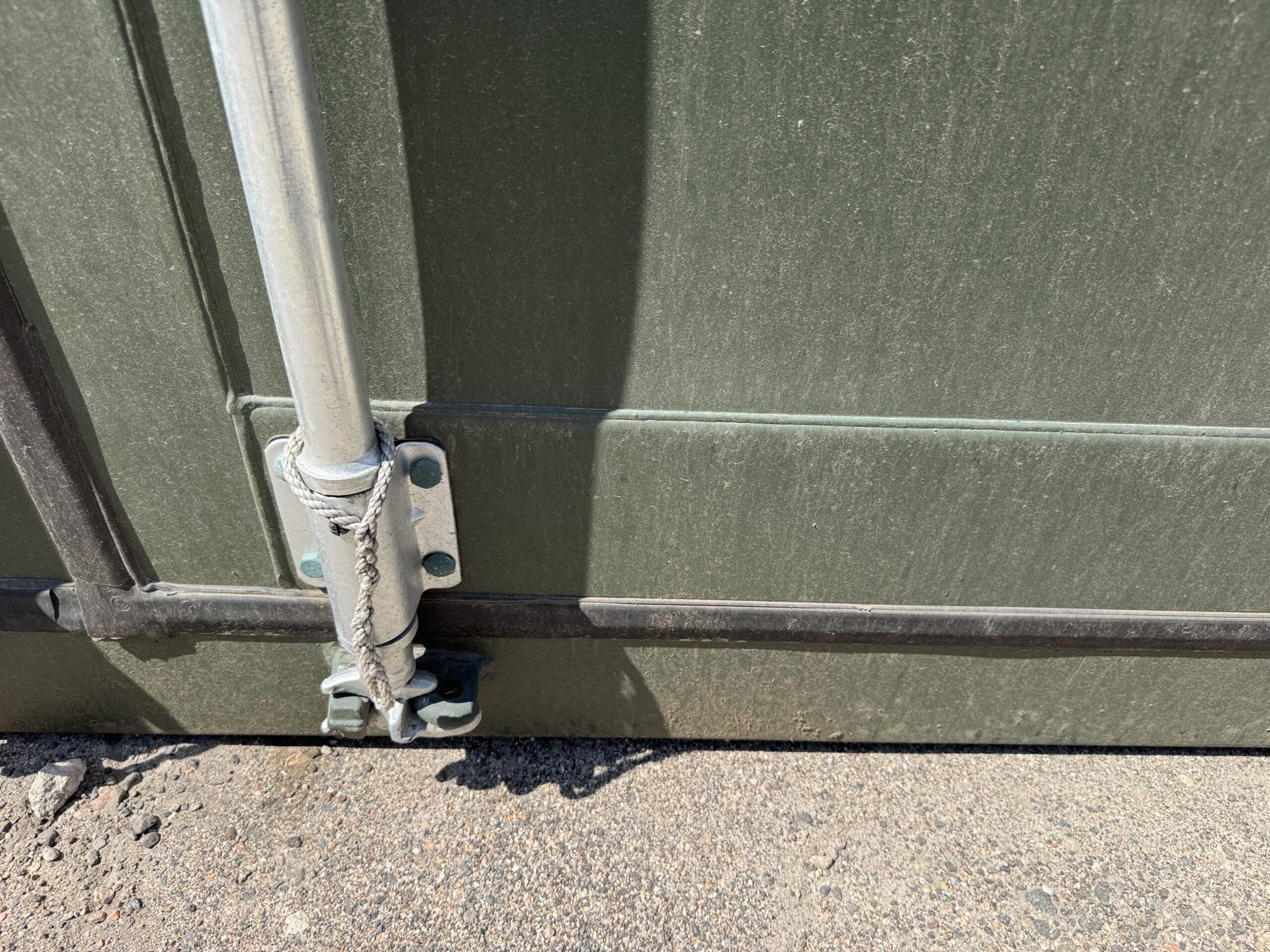 20ft New Shipping Container – Wind & Watertight – Green — 20ft — new (image 7 of 12)