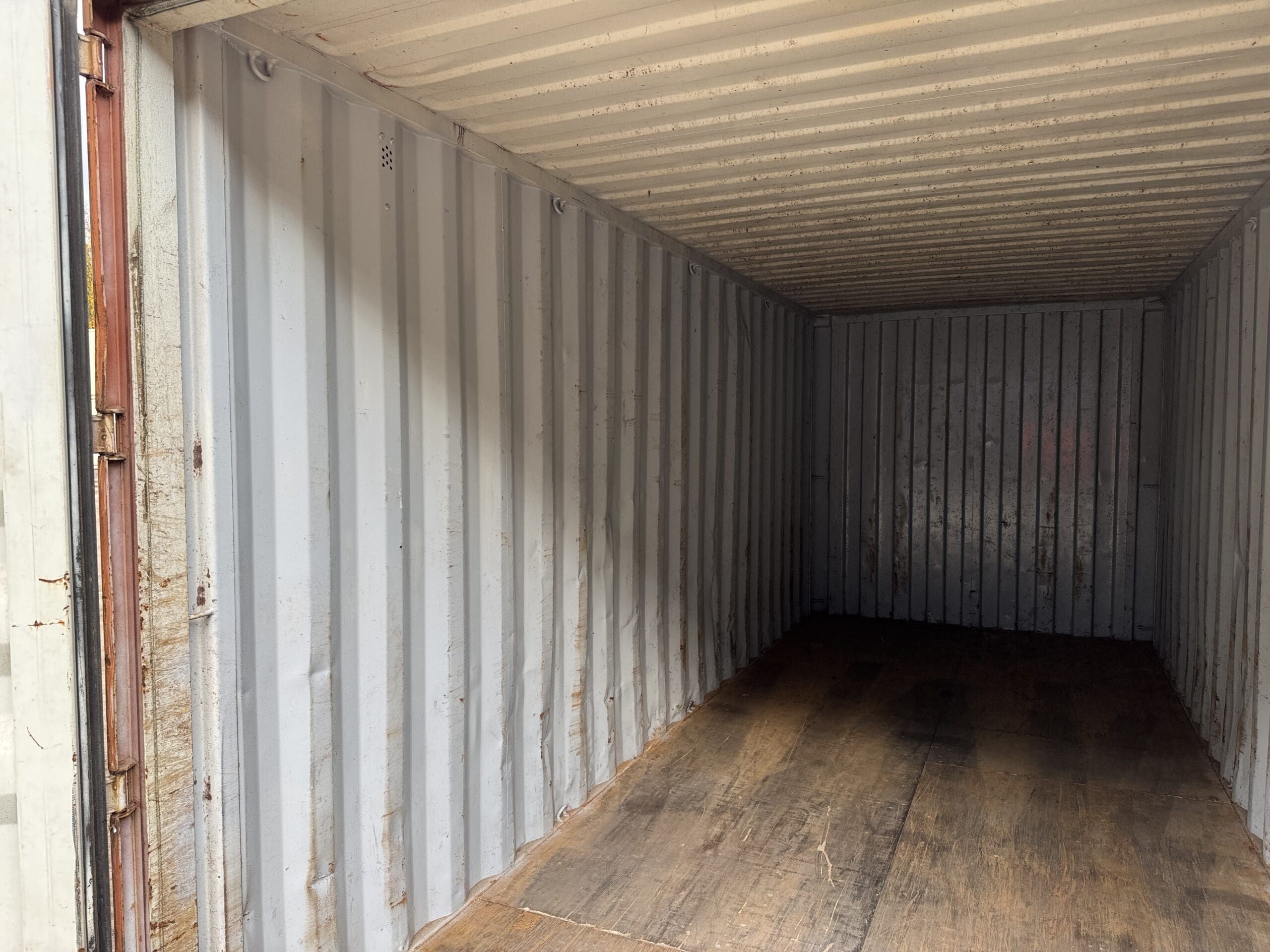20ft Used Shipping Container – Wind & Watertight – Red — 20ft — used (image 7 of 12)