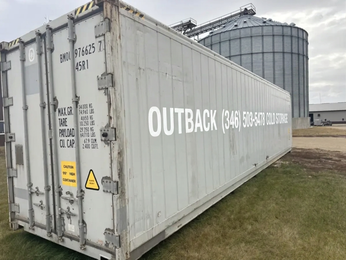 Daikin 40ft Refrigerated Shipping Container (Reefer) — 40ft refrigerated container (image 3 of 6)