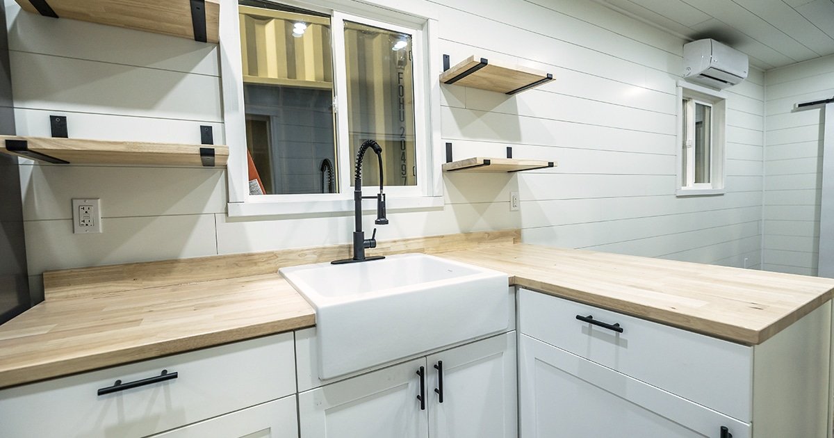 40ft Kennedy Luxury Container Home | 1 Bed 1 Bath Prefab Shipping Container House — 40ft — new (image 7 of 27)