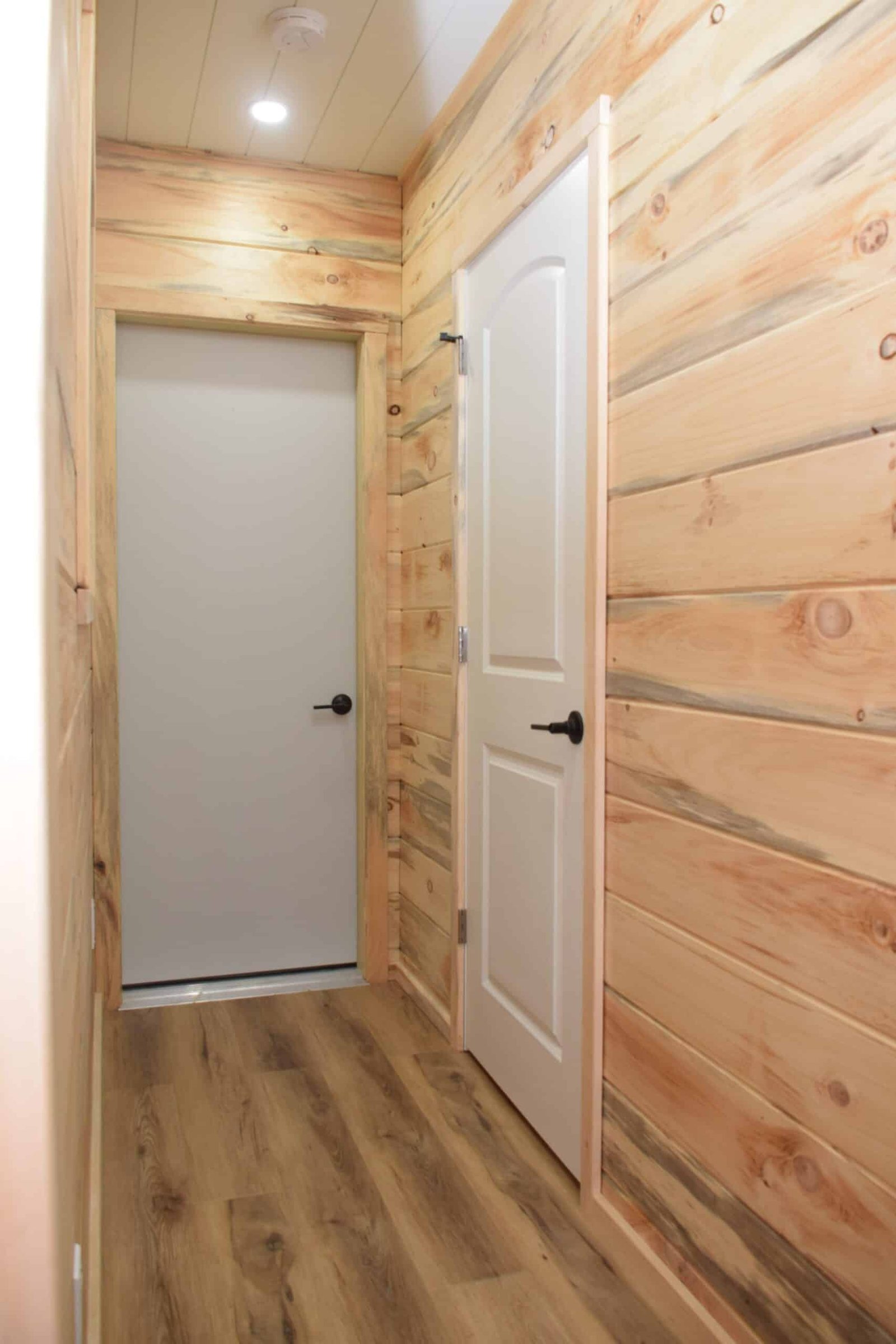 40FT Augustine Luxury Container Home with Kitchen, Bathroom & Garage | Ready to Ship | Free USA Delivery — 40ft — new (image 5 of 15)