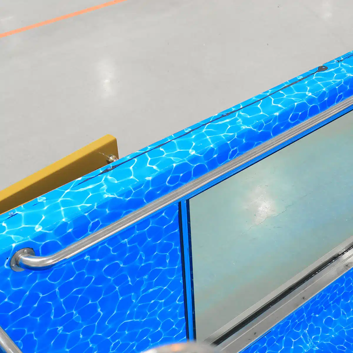 20ft Luxury Container Swimming Pool with Glass Viewing Panel — 20ft — new (image 10 of 15)