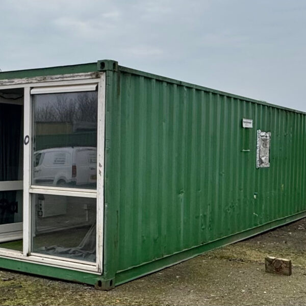 40 Ft Converted Shipping Container — With Kitchenette — Reduced — No D1
