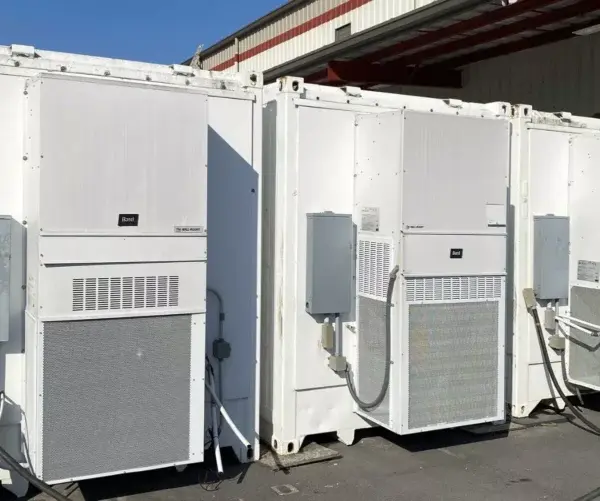 40 Foot High-Cube Insulated Shipping Container with 5 Ton Bard HVAC